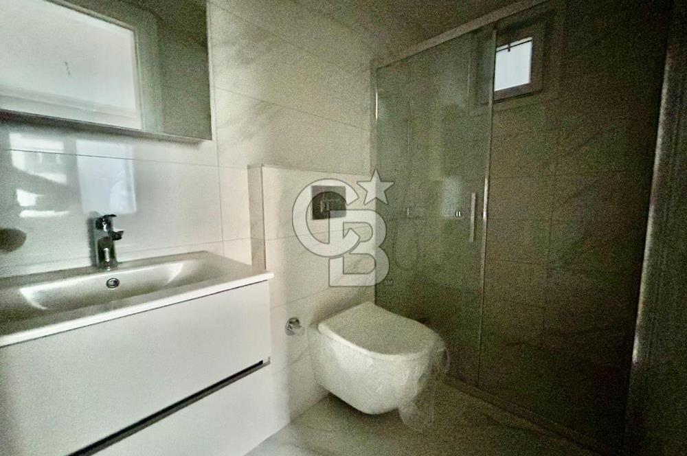 Fener-Kalamış caddesinde deniz manz. balkonlu,sıfır ferah daire