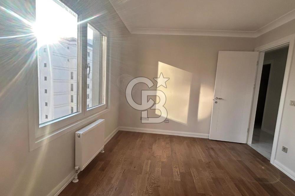 Fener-Kalamış caddesinde deniz manz. balkonlu,sıfır ferah daire