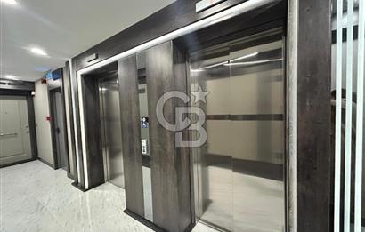 Fener-Kalamış caddesinde deniz manz. balkonlu,sıfır ferah daire