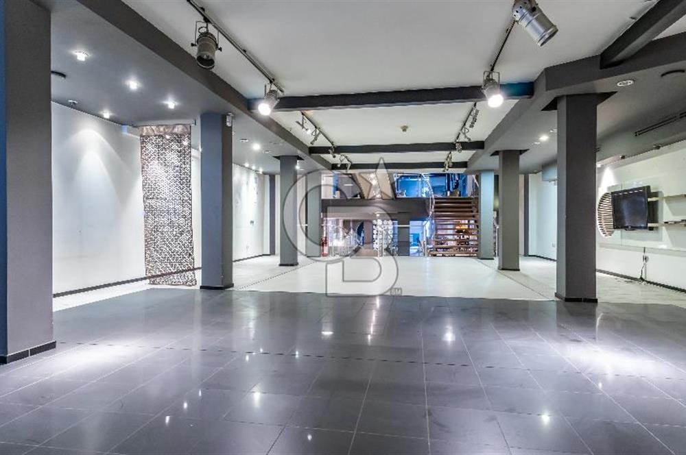 KARABAĞLAR YEŞİLLİK CADDESİ ÜZERİNDE KOMPLE KİRALIK BİNA