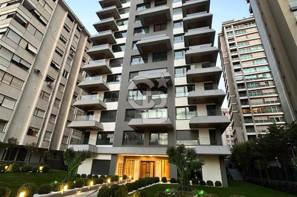 Fener-Kalamış caddesinde deniz manz. balkonlu,sıfır ferah daire