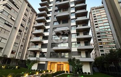 Fener-Kalamış caddesinde deniz manz. balkonlu,sıfır ferah daire