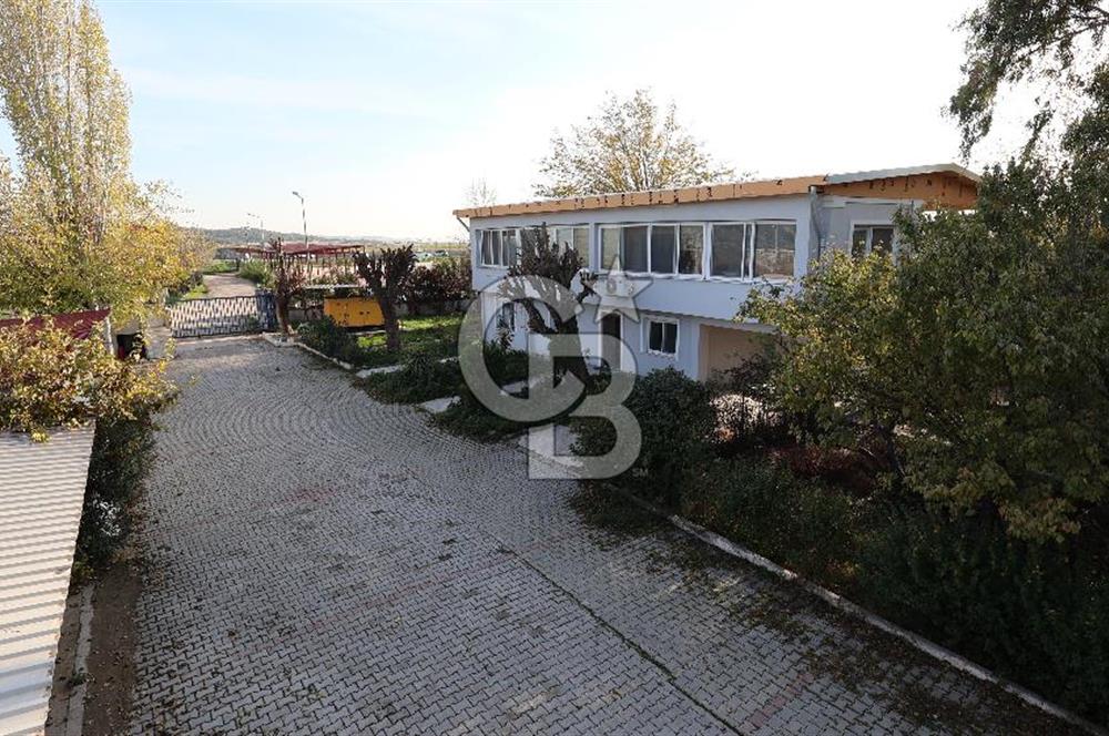Gaziemir Dokuz Eylül Mh. Sarnıç Yolu 5682 m2 arsa; 4200 m2 Fabrika