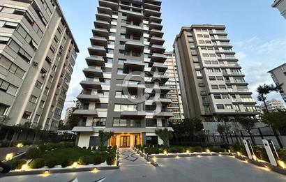 Fener-Kalamış caddesinde deniz manz. balkonlu,sıfır ferah daire