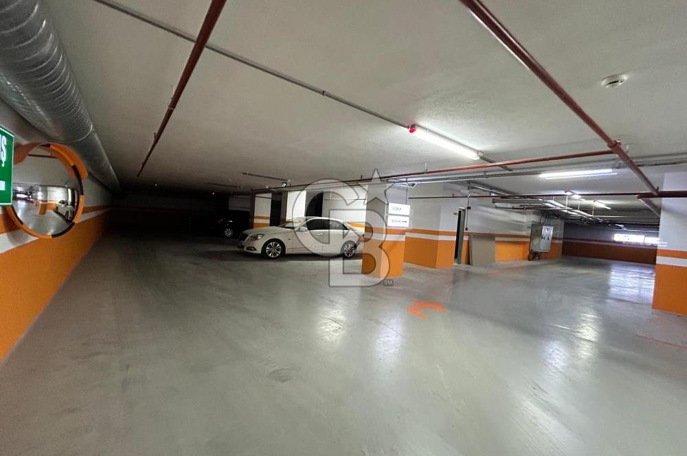 Fener-Kalamış caddesinde deniz manz. balkonlu,sıfır ferah daire