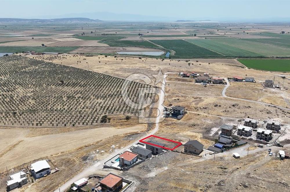 İZMİR FOÇA BAĞARASI VİLLA İMARLI ARSA