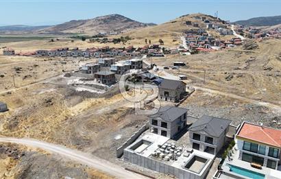 İZMİR FOÇA BAĞARASI VİLLA İMARLI ARSA