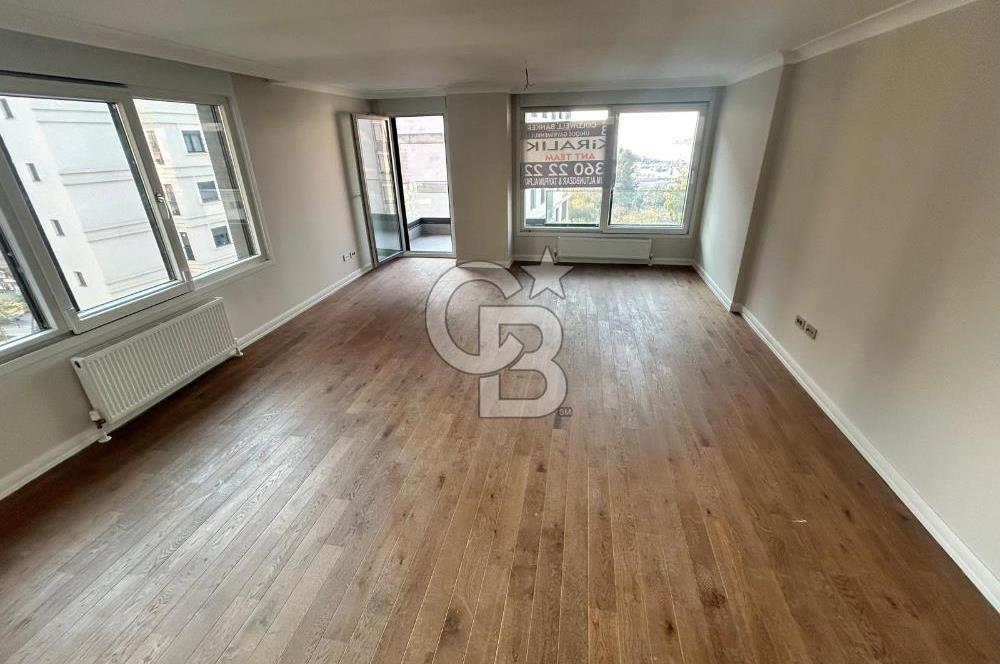 Fener-Kalamış caddesinde deniz manz. balkonlu,sıfır ferah daire