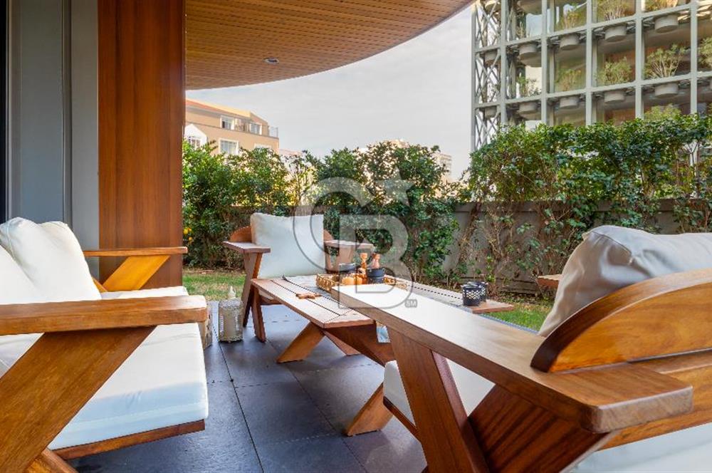 FOLKART NARLIDERE'DE BAHÇELİ 4+1 SATILIK DAİRE