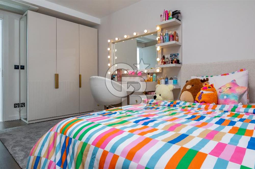 FOLKART NARLIDERE'DE BAHÇELİ 4+1 SATILIK DAİRE