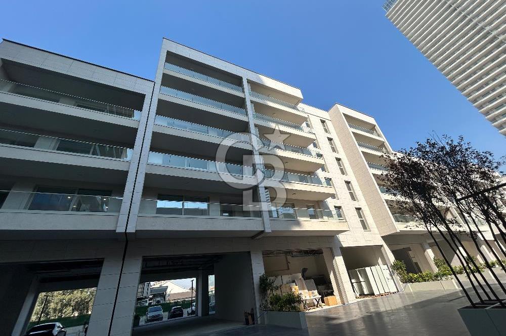 İzmir Megapol Cadde Evlerinde Yatay Mimari Satılık 3+1 Daire