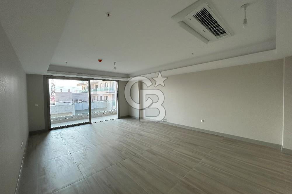 İzmir Megapol Cadde Evlerinde Yatay Mimari Satılık 3+1 Daire