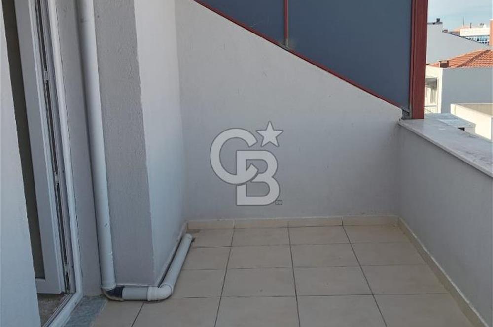 ÇİĞLİ, YENİ  MAHALLE ‘DE, HASTANE YAKINI KİRALIK 2+1 DUBLEKS ,  EŞYALI DAİRE