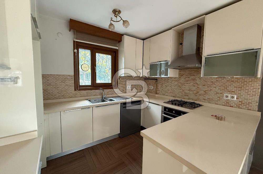 Kemerburgaz Kemer  evlerinde 3+1 kiralık 