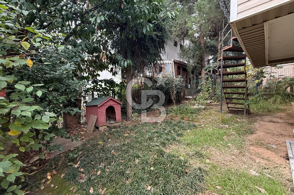 Kemerburgaz Kemer  evlerinde 3+1 kiralık 