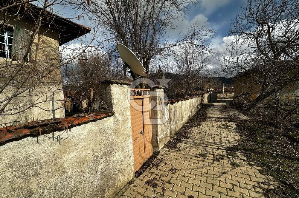 İzmir Ödemiş Gölcük mah. satılık müstakil ev