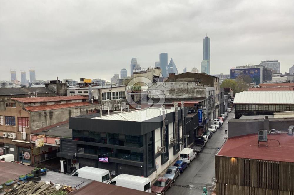 4,Levent Otosanayi Menderes Caddesinde Kiralık İşyeri