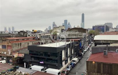 4,Levent Otosanayi Menderes Caddesinde Kiralık İşyeri