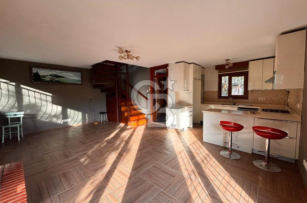 Kemerburgaz Kemer evleri  3 + 1 satılık daire