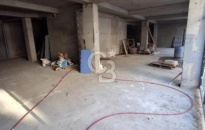Sancaktepe İnönü Mahallesinde Kiralık 650 M² Dükkan
