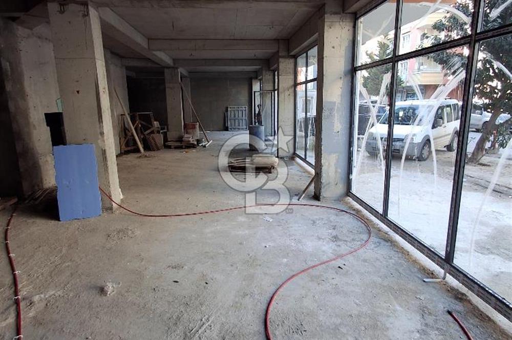 Sancaktepe İnönü Mahallesinde Kiralık 650 M² Dükkan