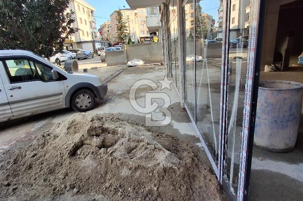 Sancaktepe İnönü Mahallesinde Kiralık 650 M² Dükkan