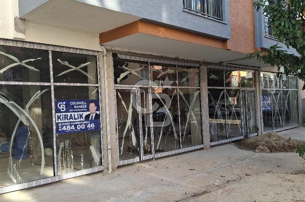 Sancaktepe İnönü Mahallesinde Kiralık 650 M² Dükkan