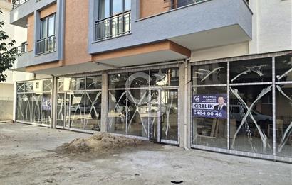 Sancaktepe İnönü Mahallesinde Kiralık 650 M² Dükkan