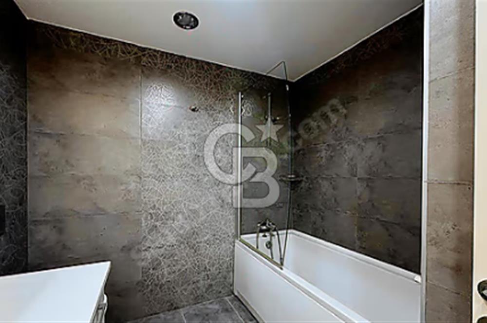 YAŞAMKENT KAREVLER SİTESİNDE PRESTİJLİ YAŞAM 4+1 SATILIK DAİRE