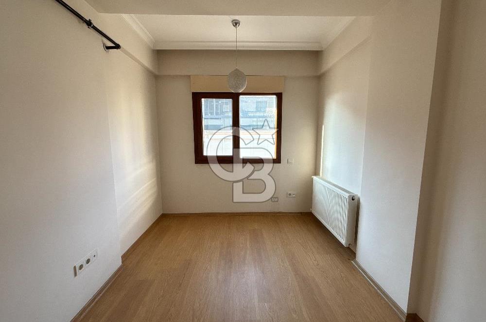 İzmir Karşıyaka Şemikler'de 2+1 Satılık Daire