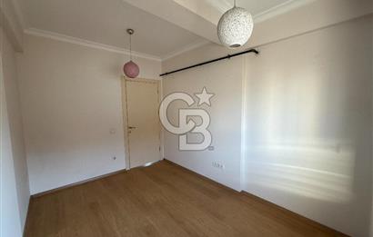 İzmir Karşıyaka Şemikler'de 2+1 Satılık Daire