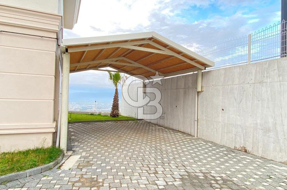 BAŞİSKELE YUVACIK'TA PANOROMİK ŞEHİR MANZARALI 4+1 LÜKS VİLLA