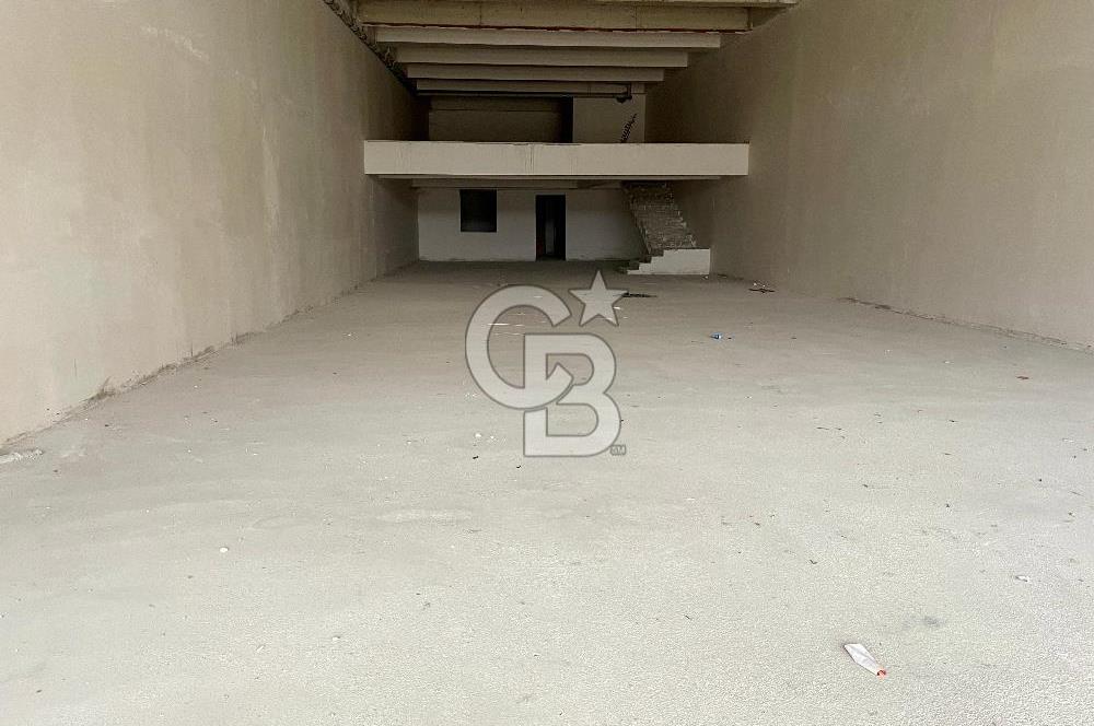 BAĞLICA DA CADDE ÜZERİ MÜKEMMEL KONUMDA 350 M2 KİRALIK DÜKKAN