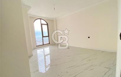 BAŞİSKELE YUVACIK'TA PANOROMİK ŞEHİR MANZARALI 4+1 LÜKS VİLLA