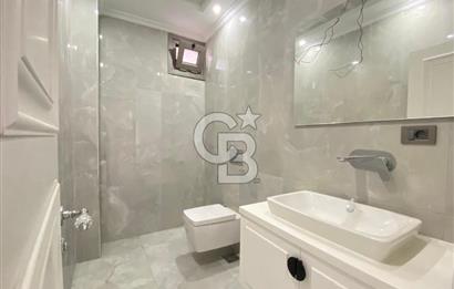 BAŞİSKELE YUVACIK'TA PANOROMİK ŞEHİR MANZARALI 4+1 LÜKS VİLLA