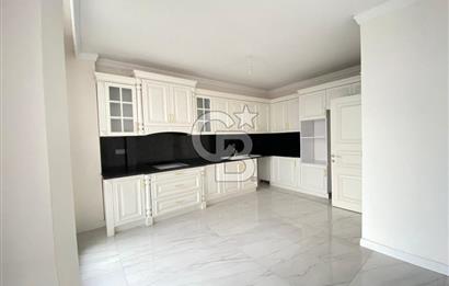 BAŞİSKELE YUVACIK'TA PANOROMİK ŞEHİR MANZARALI 4+1 LÜKS VİLLA