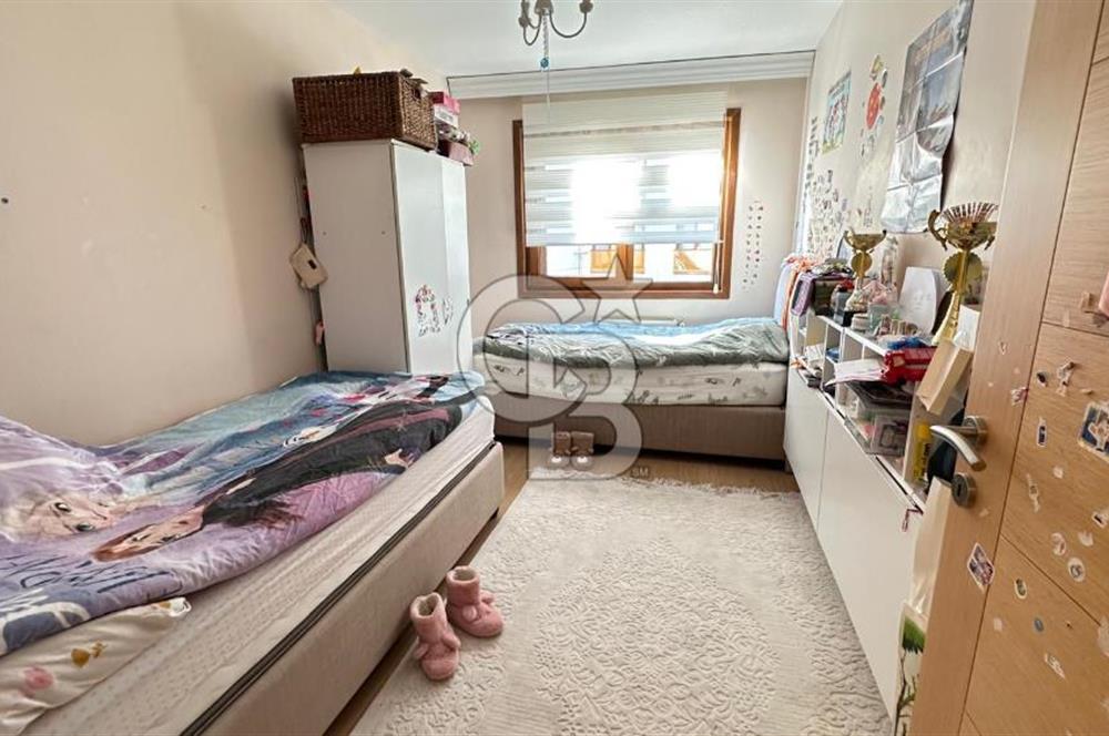 216 Sancaktepe konutları satılık ara kat daire