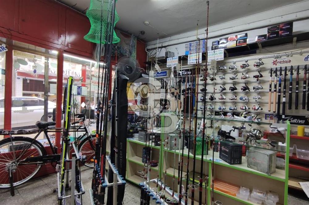 KARŞIYAKA İSKELE KARŞISI DEVREN KİRALIK BALIK AV MALZEME DÜKKANI