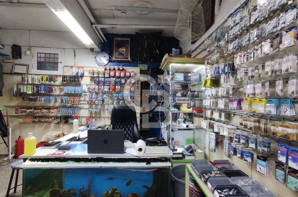 KARŞIYAKA İSKELE KARŞISI DEVREN KİRALIK BALIK AV MALZEME DÜKKANI