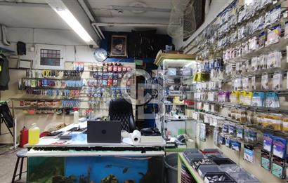 KARŞIYAKA İSKELE KARŞISI DEVREN KİRALIK BALIK AV MALZEME DÜKKANI