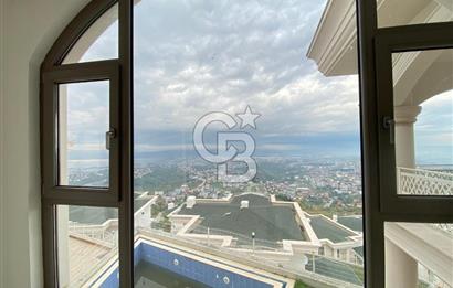 BAŞİSKELE YUVACIK'TA PANOROMİK ŞEHİR MANZARALI 4+1 LÜKS VİLLA
