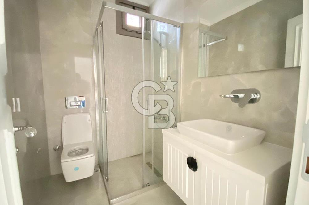 BAŞİSKELE YUVACIK'TA PANOROMİK ŞEHİR MANZARALI 4+1 LÜKS VİLLA