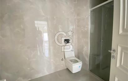 BAŞİSKELE YUVACIK'TA PANOROMİK ŞEHİR MANZARALI 4+1 LÜKS VİLLA