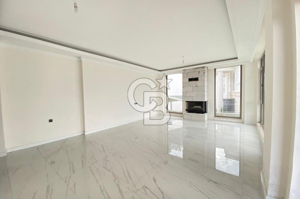 BAŞİSKELE YUVACIK'TA PANOROMİK ŞEHİR MANZARALI 4+1 LÜKS VİLLA