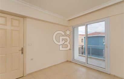 Yenifoça Ana Cadde Üzeri Merkezi Konumda 3+1 Satılık Daire