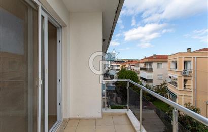 Yenifoça Ana Cadde Üzeri Merkezi Konumda 3+1 Satılık Daire