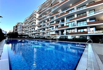 Akacan Elegance Sitesi Full Deniz ve Havuz Manzaralı 3+1 Lüks Eşyalı Kiralık Köşe Daire - 5 - 320486