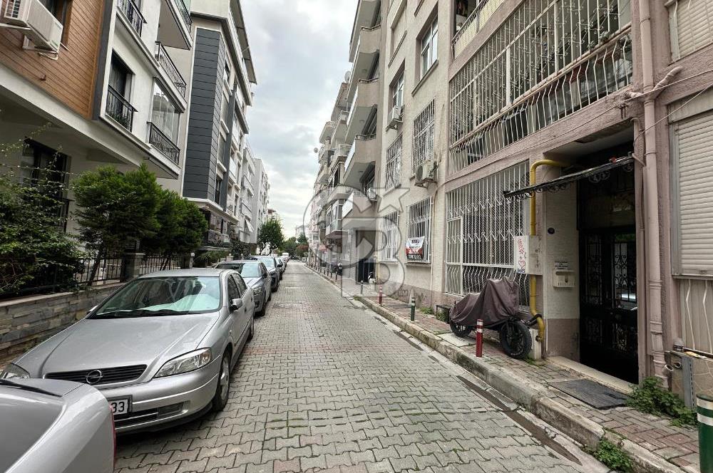 KARŞIYAKA AKSOY MERKEZİNDE 2+1 KİRALIK DAİRE