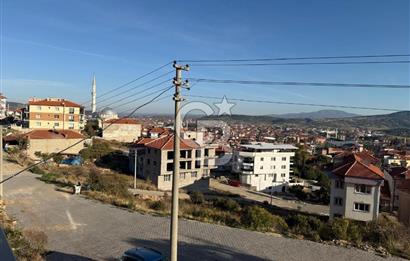 MANİSA KULA DA YENİ BİNADA ŞEHİR MANZARALI D.GAZLI SATILIK DAİRE