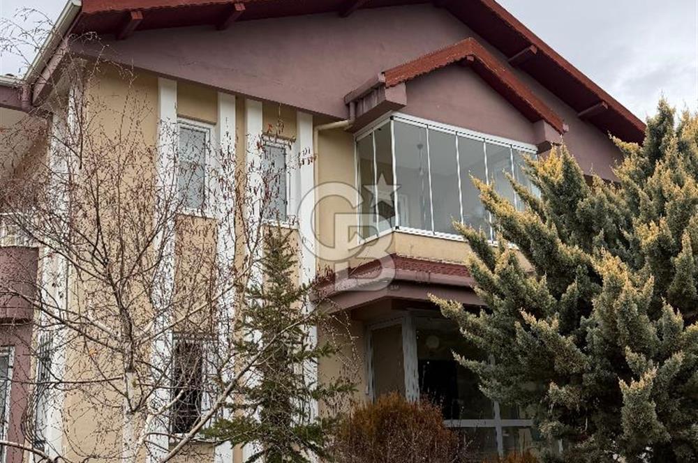 Tek Yapıda Müthiş Ferahlıkta 2 Katlı Müstakil Villa